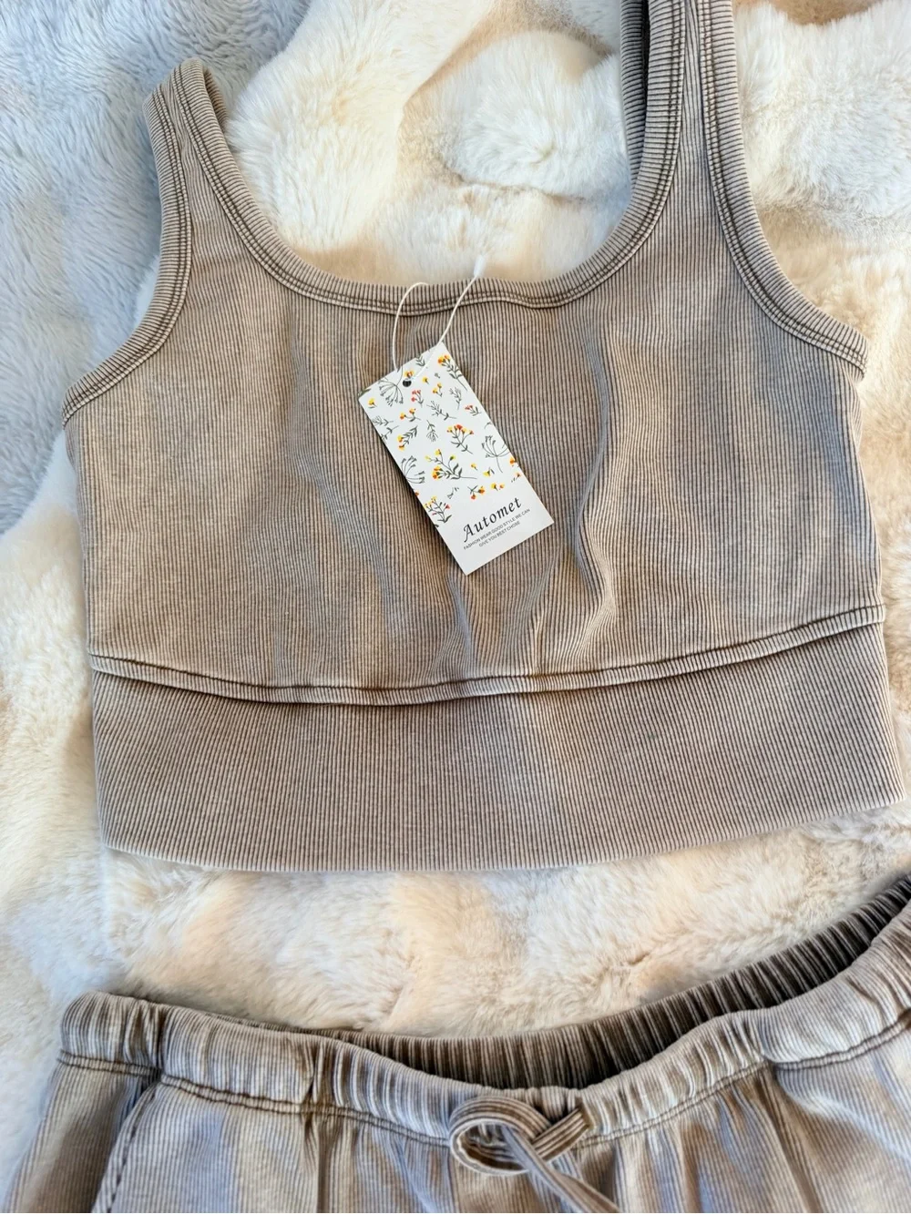 NWT Ribbed Tank & Drawstring Shorts Set - tan - Picture 2 of 5